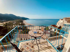 CasaAzul Sperlonga